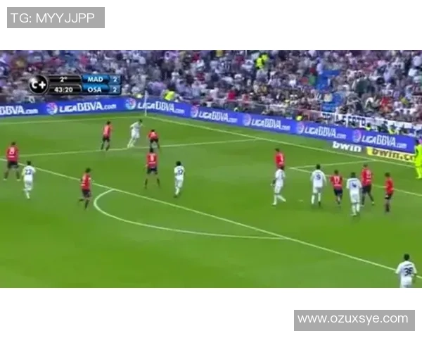 帕尼尼限量版球星卡足球大铁盒珍藏版开箱体验与深度评测 帕尼尼限量版球星卡足球大铁盒珍藏版开箱体验与深度评测