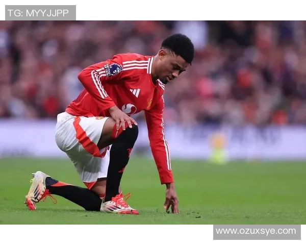 足球10号球星分档分析：全球顶级中场与前锋的精彩对比与排名