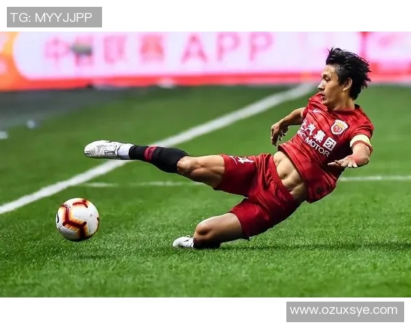 落魄足球球星的逆袭之路从伤病到低谷再到荣耀的崛起