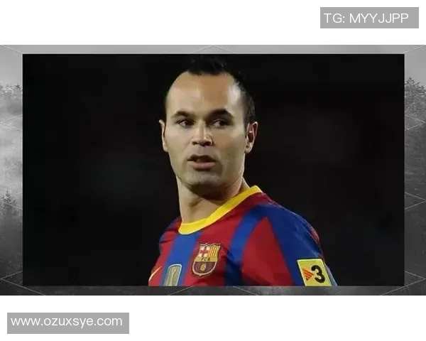 足球历史上最强球星的传奇之路与辉煌成就分析